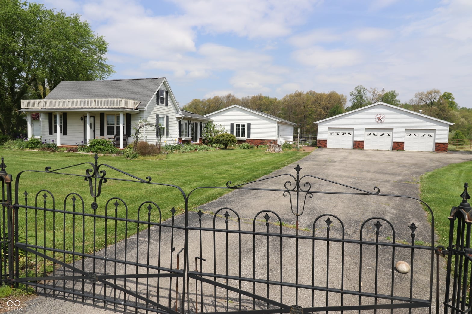 Photo of 4619 E State Road 48, Sunman, IN
