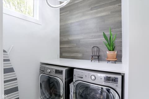 Laundry room at 1147 Spann Avenue, Indianapolis, IN