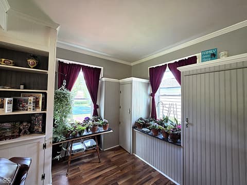 Photo of 6908 Mendenhall Road, Indianapolis, IN