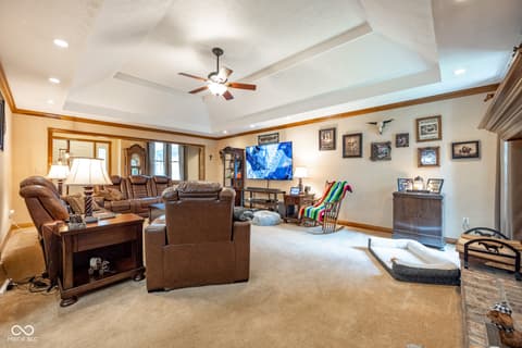 Photo of 231 Meadowview Lane, Greenwood, IN