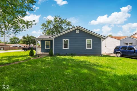 Photo of 560 Manhattan Avenue, Indianapolis, IN