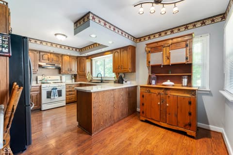 Photo of 337 E Johnson Street, Morristown, IN