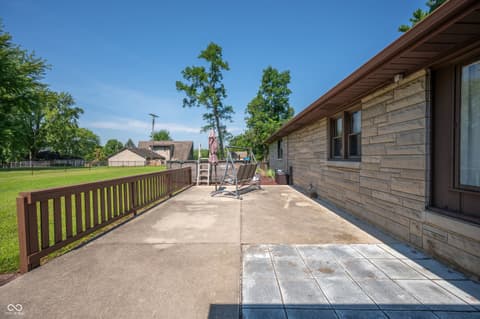 Photo of 337 E Johnson Street, Morristown, IN