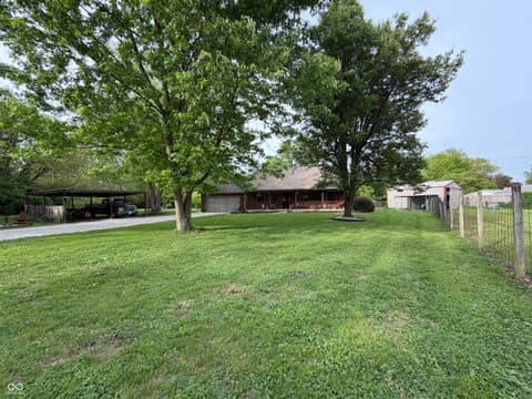 Photo of 9236 Crawfordsville Road, Indianapolis, IN