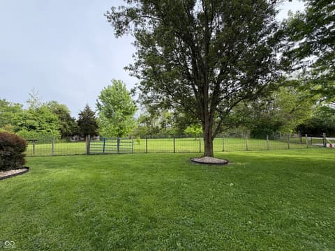 Photo of 9236 Crawfordsville Road, Indianapolis, IN