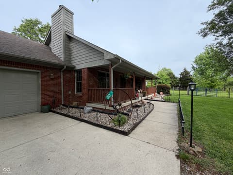 Photo of 9236 Crawfordsville Road, Indianapolis, IN