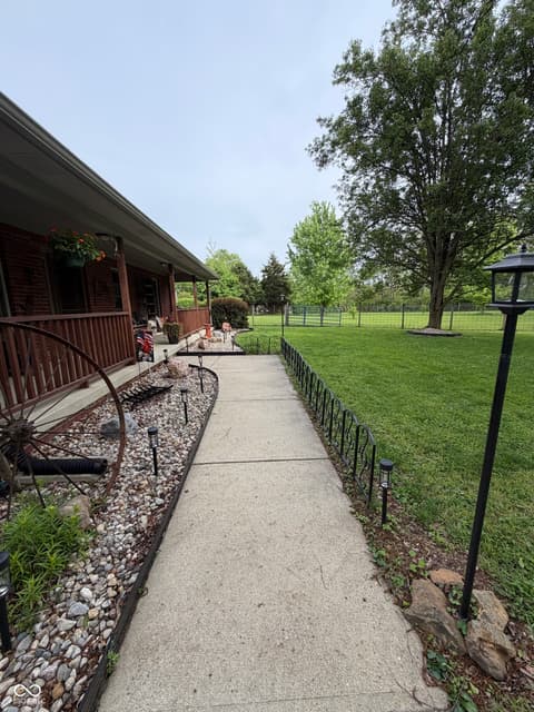 Photo of 9236 Crawfordsville Road, Indianapolis, IN