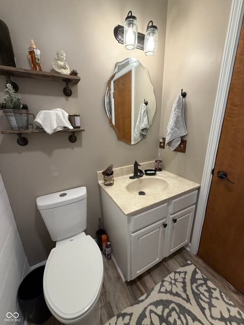 Photo of 9236 Crawfordsville Road, Indianapolis, IN