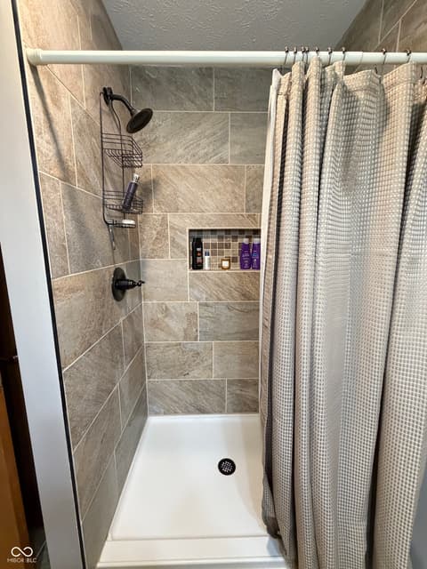 Photo of 9236 Crawfordsville Road, Indianapolis, IN