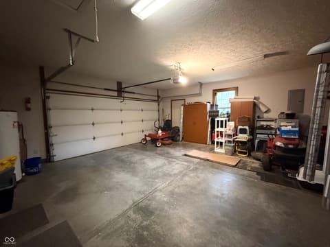 Photo of 9236 Crawfordsville Road, Indianapolis, IN