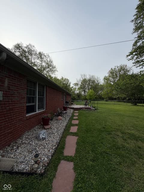 Photo of 9236 Crawfordsville Road, Indianapolis, IN