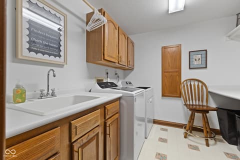Photo of 1462 Eagle Trace Court, Greenwood, IN