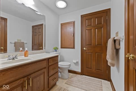 Photo of 1462 Eagle Trace Court, Greenwood, IN