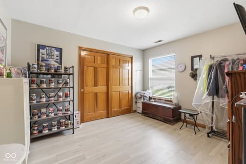 Photo of 2039 Flamingo Way, Franklin, IN