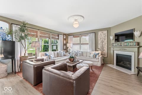 Living room at 10206 Galileo Drive, Fishers, IN