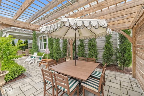 Outdoor living area at 10206 Galileo Drive, Fishers, IN