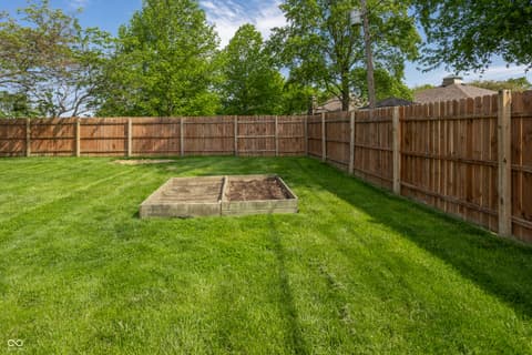Photo of 745 N Madison Street, Fortville, IN