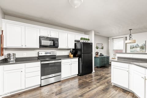 Photo of 5727 Brookstone Drive, Indianapolis, IN