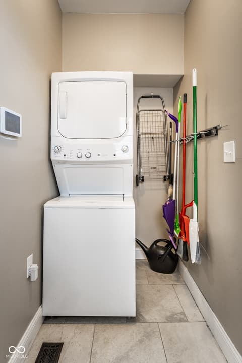 Laundry room at 2114 Broadway Street, Indianapolis, IN