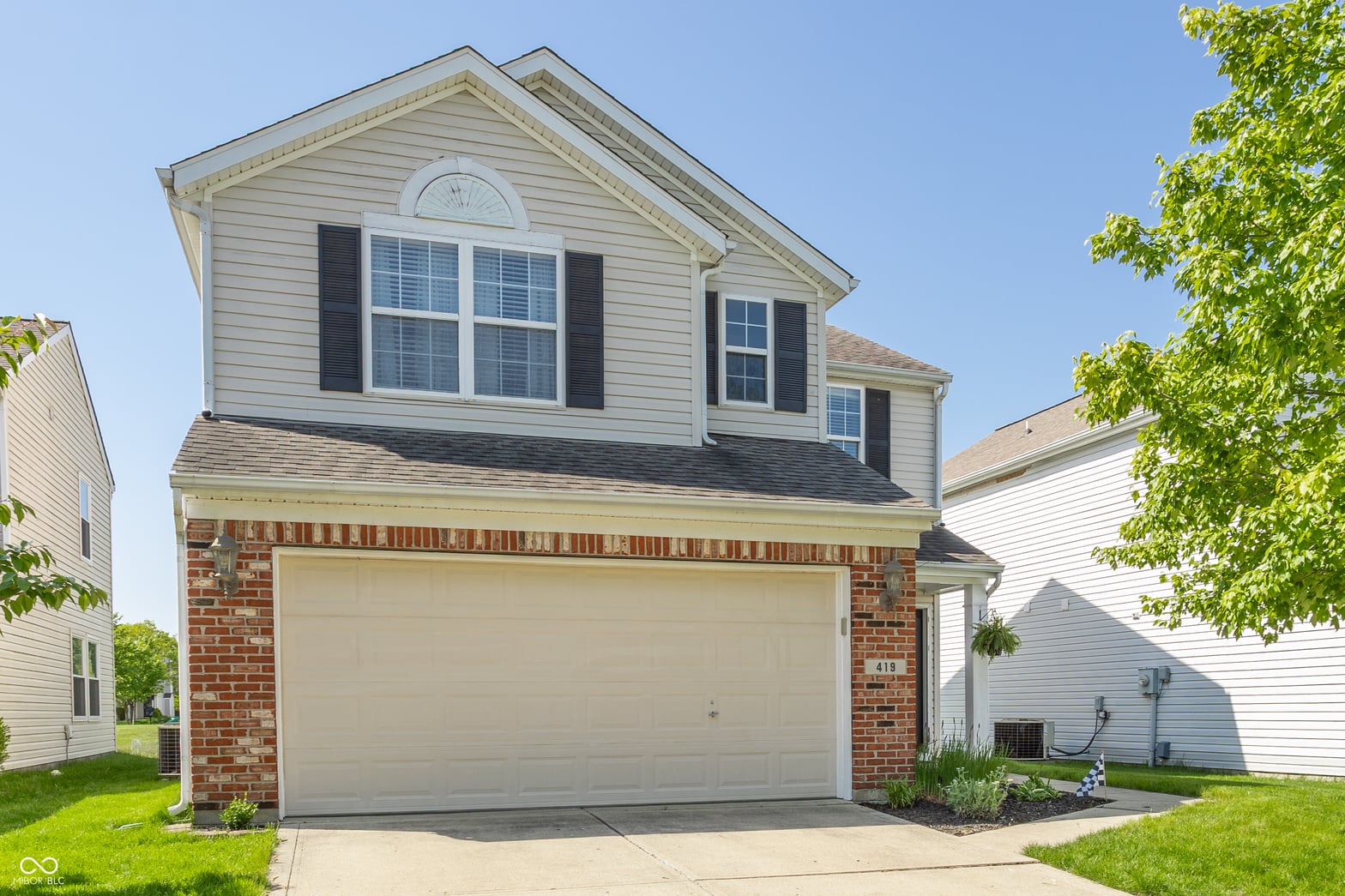 Photo of 419 Grabill Drive, Westfield, IN