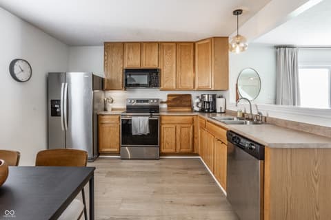 Photo of 419 Grabill Drive, Westfield, IN