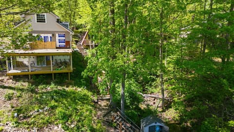 Photo of 6425 Robin Drive, Nineveh, IN