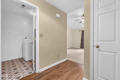 Hallway at 33 Cottonwood Court, Greencastle, IN