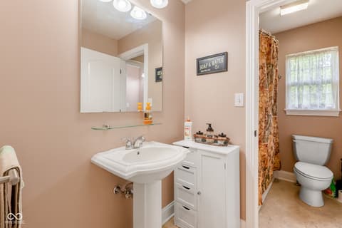 Photo of 151 Hilltop Lane, Nashville, IN