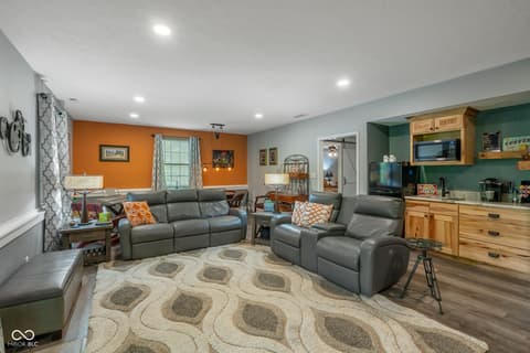 Photo of 151 Hilltop Lane, Nashville, IN