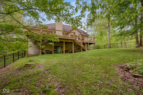 Photo of 151 Hilltop Lane, Nashville, IN