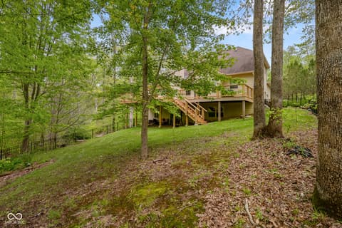 Photo of 151 Hilltop Lane, Nashville, IN