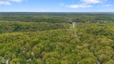 Photo of 151 Hilltop Lane, Nashville, IN