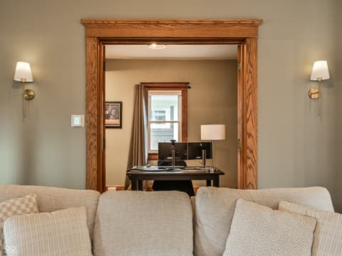 Photo of 1420 Woodlawn Avenue, Indianapolis, IN