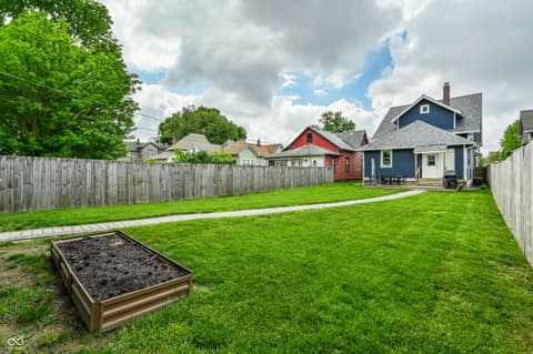 Photo of 1420 Woodlawn Avenue, Indianapolis, IN