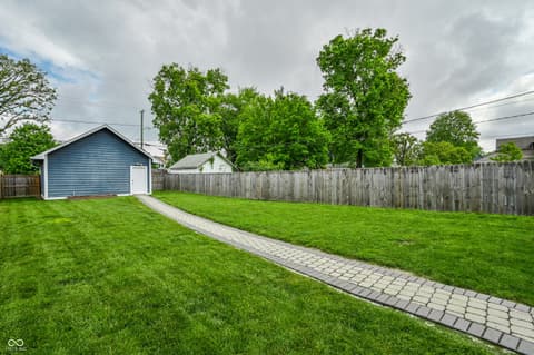 Photo of 1420 Woodlawn Avenue, Indianapolis, IN