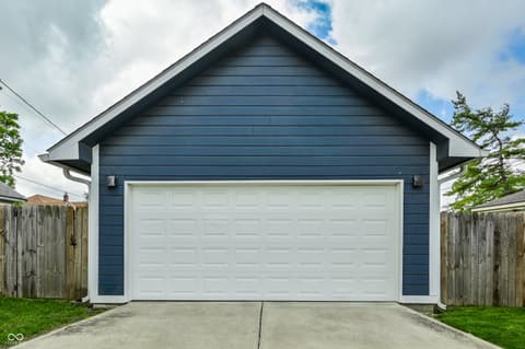 Photo of 1420 Woodlawn Avenue, Indianapolis, IN