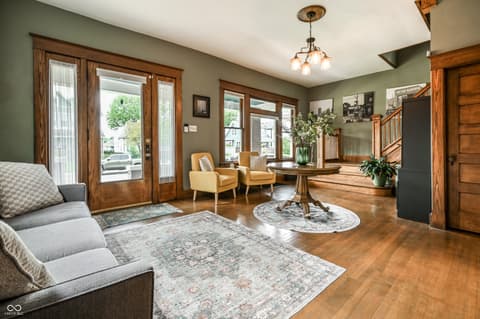 Photo of 1420 Woodlawn Avenue, Indianapolis, IN