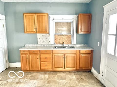 Photo of 1367 N Kealing Avenue, Indianapolis, IN