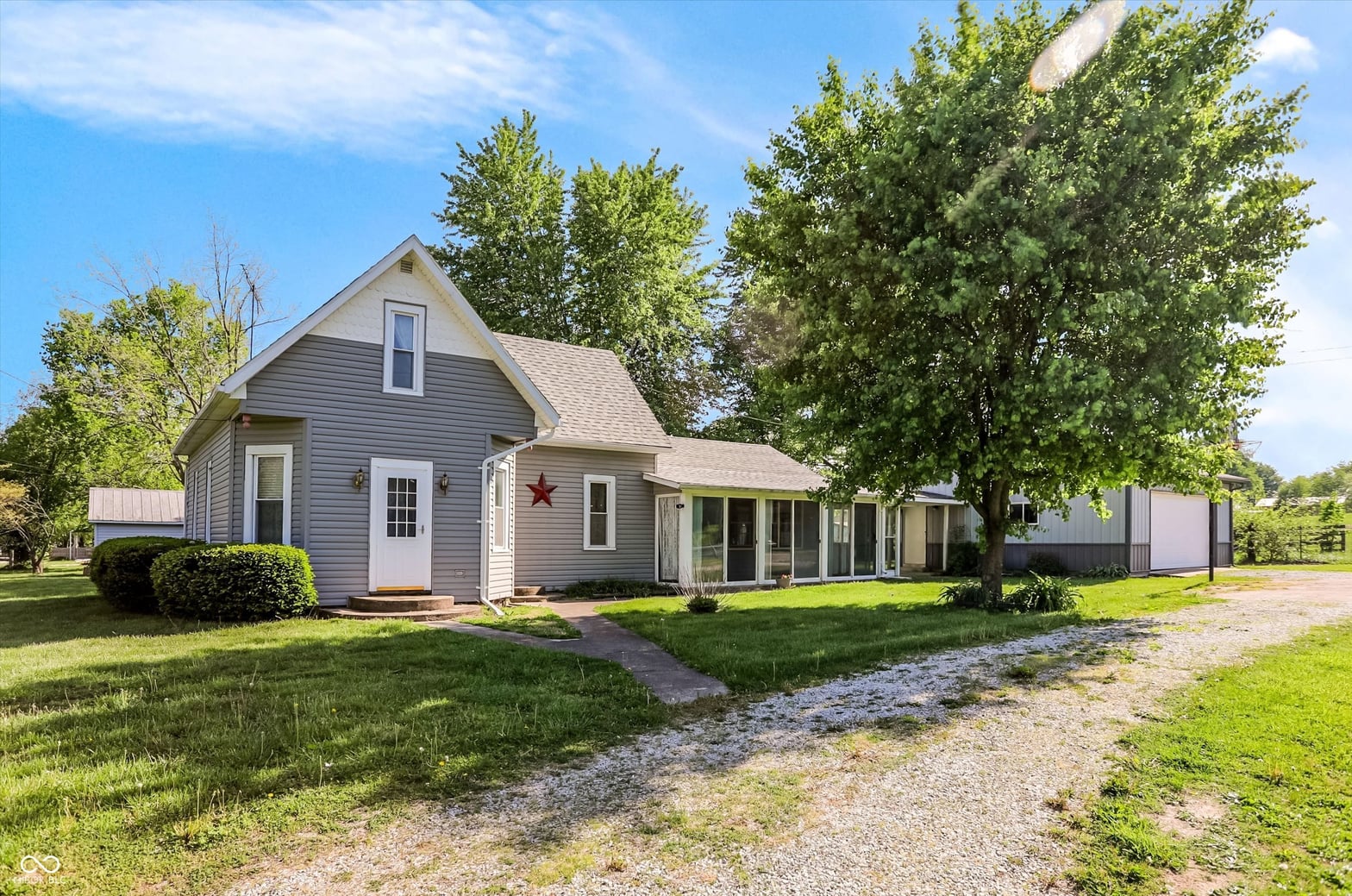 Photo of 9184 S Geneva Main Street, Flat Rock, IN