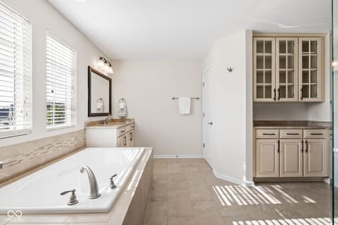 Photo of 14916 Briarpatch Circle, Carmel, IN