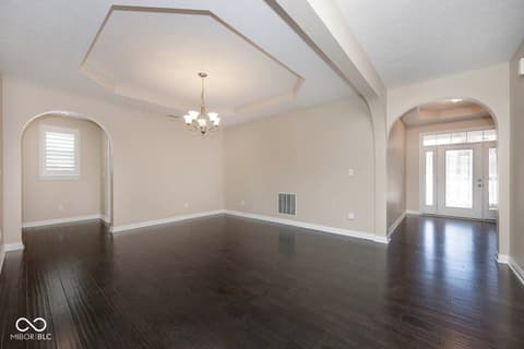 Living room at 6257 Strathaven Road, Noblesville, IN