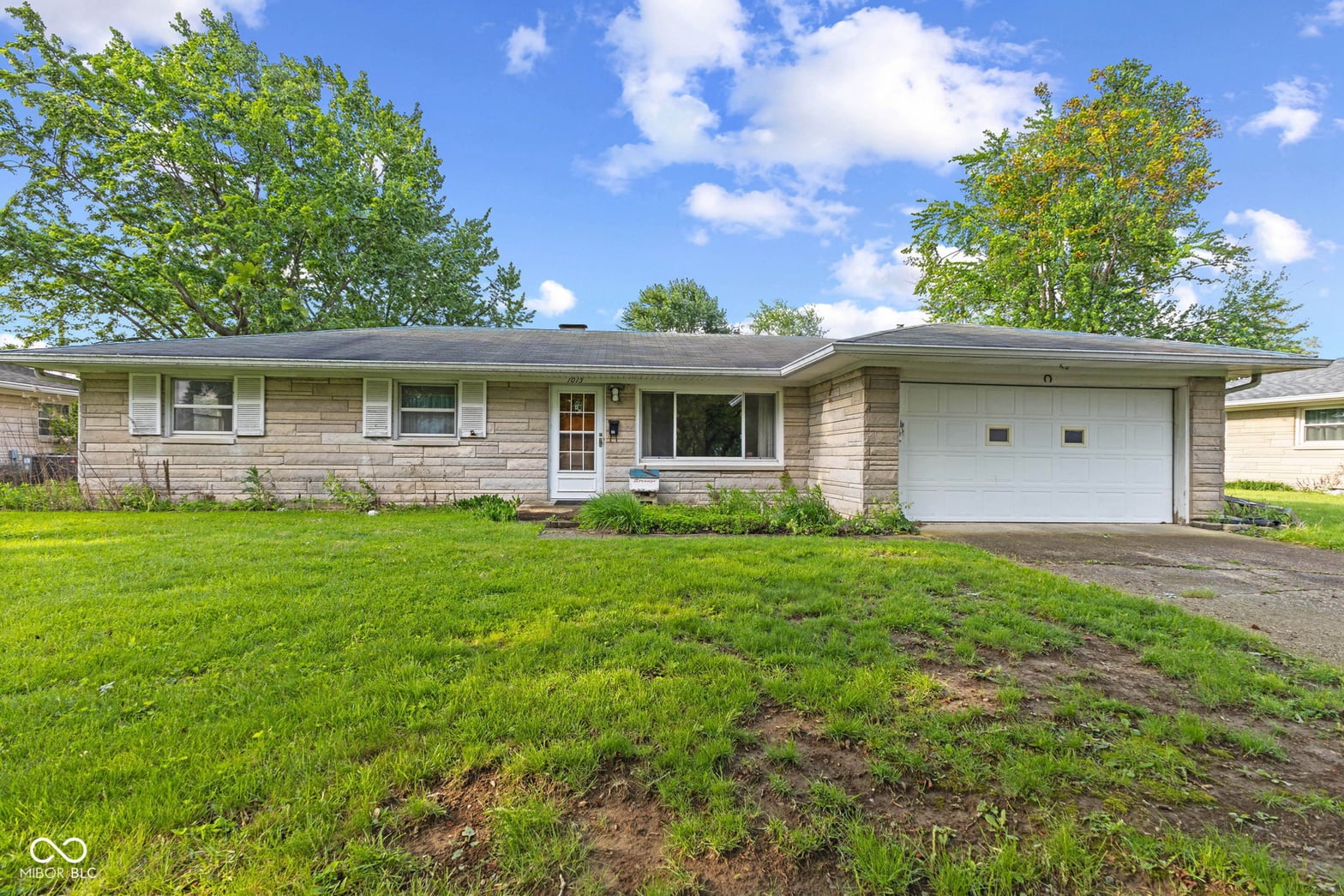 Front exterior at 1015 E Logan Street, Brownsburg, IN