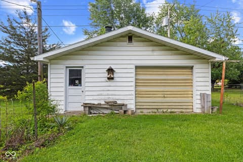 Out Buildings — 1015 E Logan Street, Brownsburg, IN