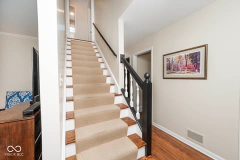 Photo of 5942 Hillside Avenue East Drive, Indianapolis, IN