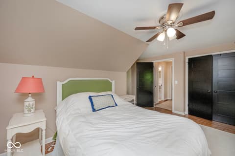 Photo of 5942 Hillside Avenue East Drive, Indianapolis, IN