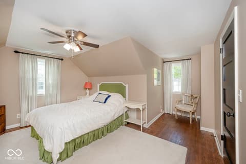 Photo of 5942 Hillside Avenue East Drive, Indianapolis, IN