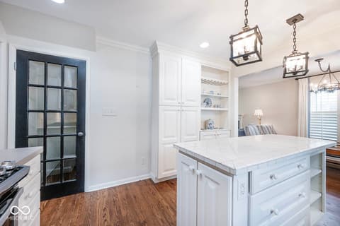 Photo of 5942 Hillside Avenue East Drive, Indianapolis, IN