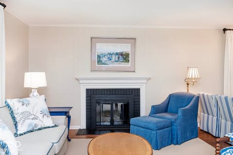 Photo of 5942 Hillside Avenue East Drive, Indianapolis, IN