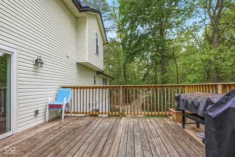 Outdoor living area at 6804 Erika Lane, Nashville, IN