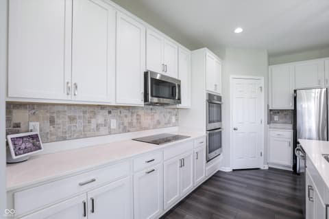 Photo of 6564 Amber Court, Whitestown, IN